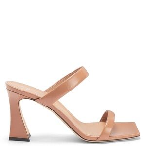$695 Giuseppe Zanotti
85mm Flaminia leather sandals size 36.5